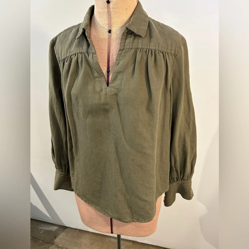 Frame Linen Blend Minimalist Popover Top Faded Militia Green size XS - Picture 2 of 10